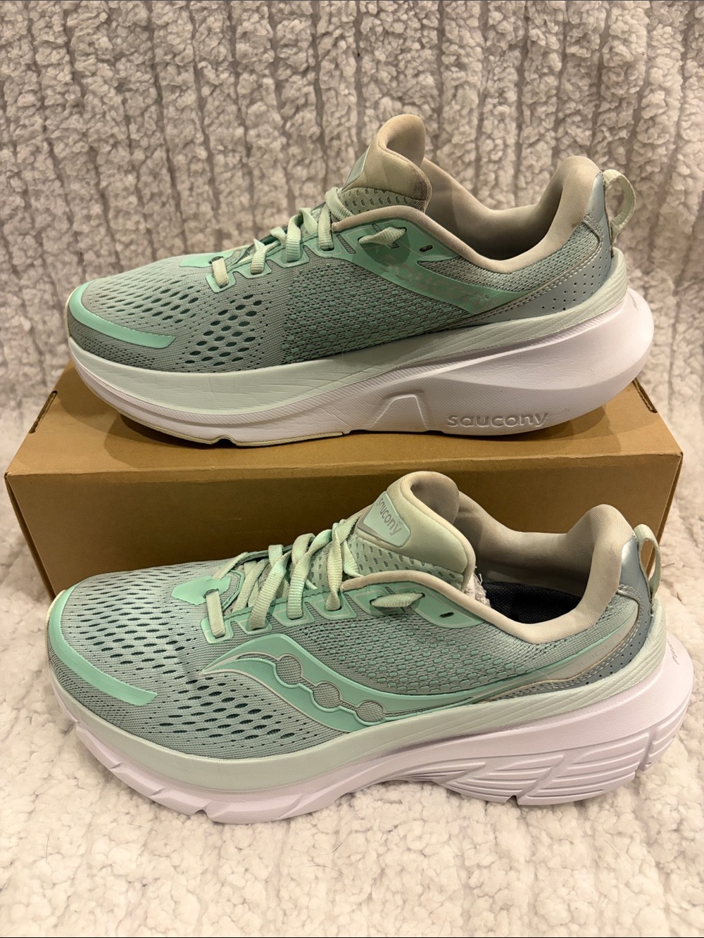 Saucony Women’s Mint Green Athletic Running Shoes